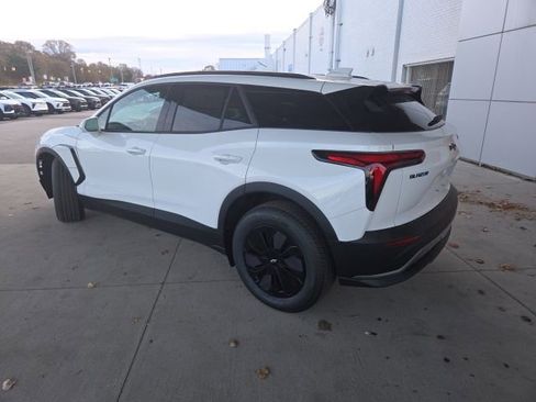 New 2026 Chevrolet Blazer EV LT AWD/4WD image 13