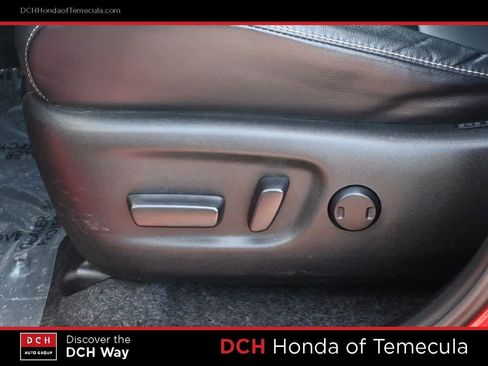 Used 2015 Toyota RAV4 Limited AWD/4WD image 17