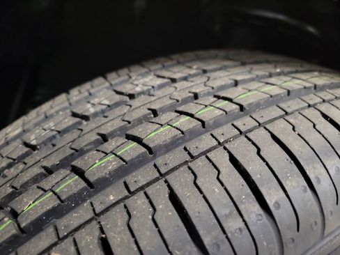 Used 2015 Toyota RAV4 LE image 11