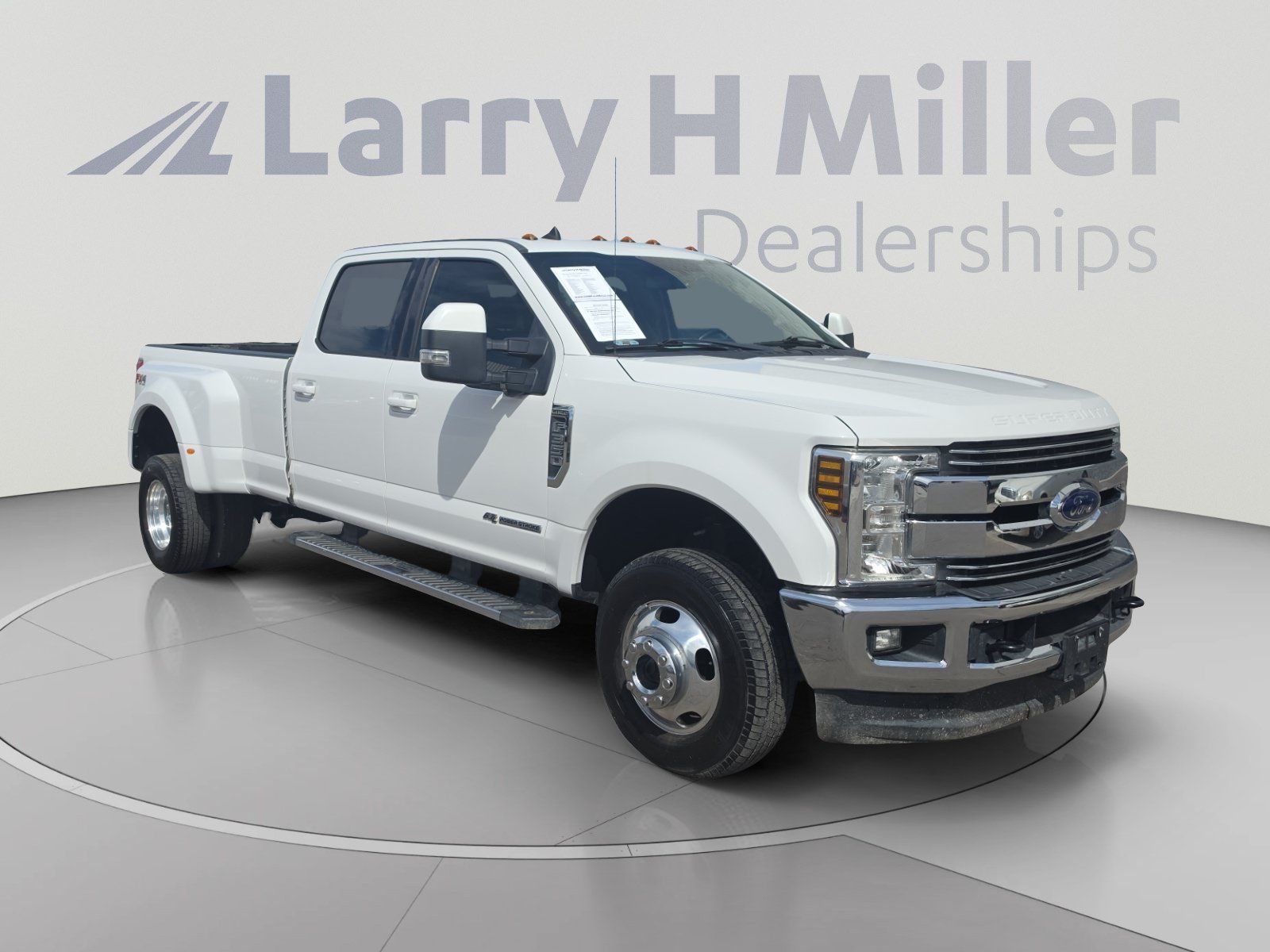 Used 2019 Ford F350 Lariat w/ Lariat Value Package AWD/4WD image 7