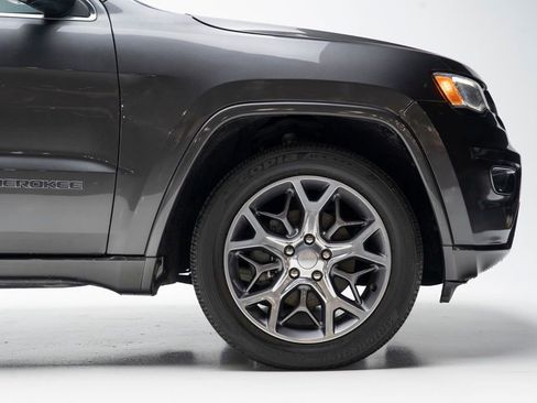 Used 2020 Jeep Grand Cherokee Overland image 65