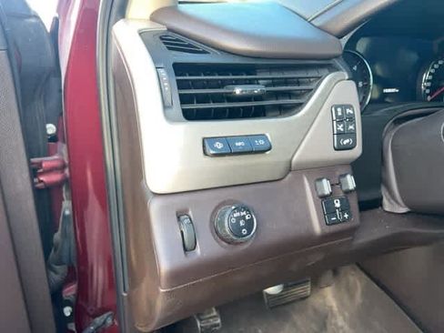 Used 2016 GMC Yukon XL Denali w/ Open Road Package image 5