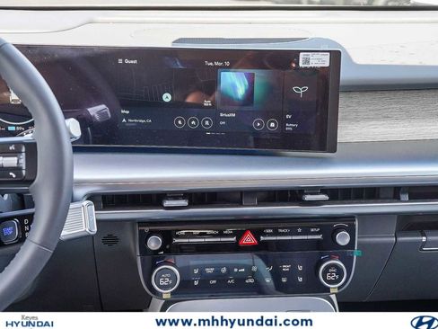 New 2026 Hyundai Ioniq 9 Limited AWD/4WD image 15