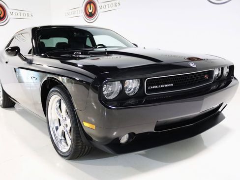 Used 2009 Dodge Challenger R/T image 32