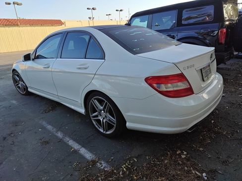 Used 2011 Mercedes-Benz C 300 Sedan image 3