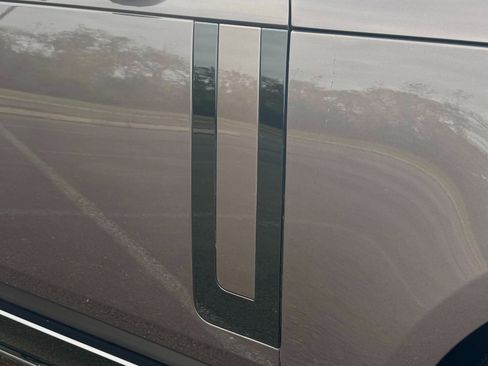 Used 2022 Land Rover Range Rover SE image 77