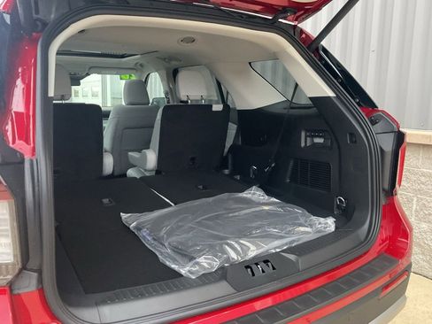 New 2026 Ford Explorer Platinum w/ LUX Leather Package image 26