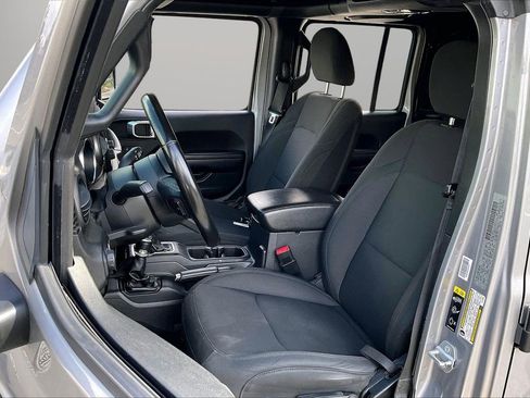 Certified 2020 Jeep Gladiator Sport w/ Quick Order Package 24S image 21