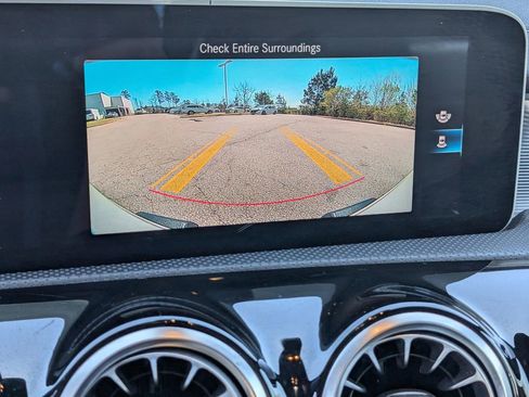 Used 2020 Mercedes-Benz CLA 250 w/ Premium Package image 24