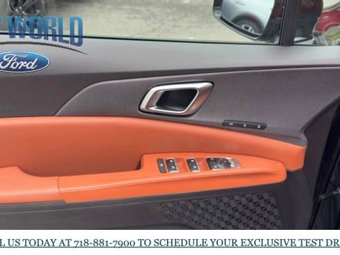 Used 2026 Kia Carnival SX FWD image 7