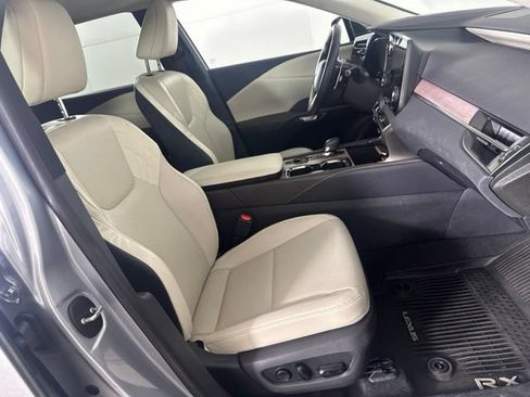 Used 2024 Lexus RX 350 Premium w/ Accessory Package AWD/4WD image 25