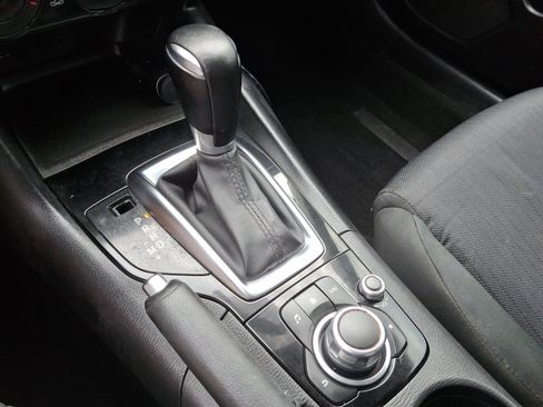 Used 2015 MAZDA MAZDA3 i Sport FWD image 14