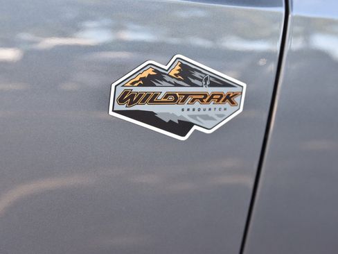 Used 2023 Ford Bronco Wildtrak image 52