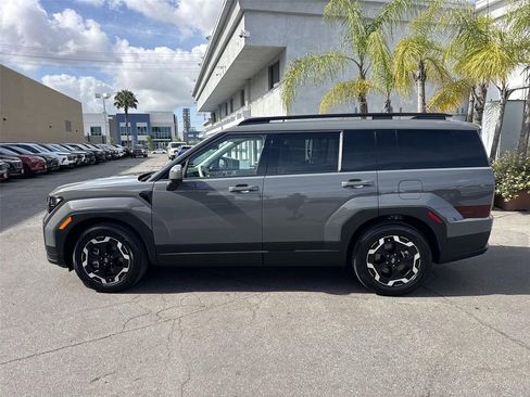 Used 2025 Hyundai Santa Fe SEL AWD/4WD image 6