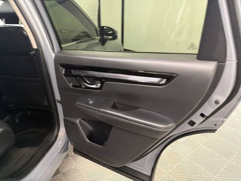 Used 2024 Honda CR-V EX-L image 17