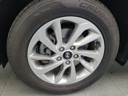 Used 2017 Hyundai Tucson SE w/ SE Popular Package 02 AWD/4WD image 31