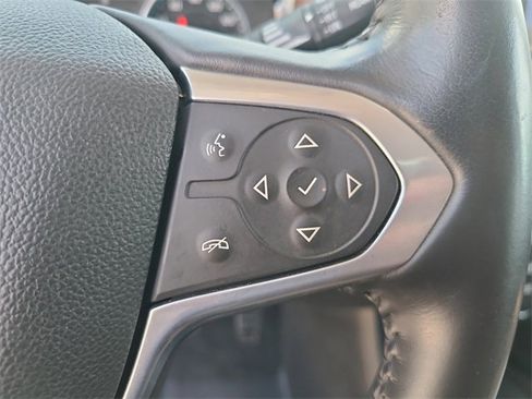 Used 2021 Chevrolet Traverse High Country image 32