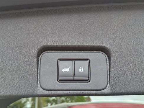 Certified 2024 Nissan Rogue SV image 13