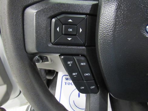 Used 2022 Ford F250 XL w/ Power Equipment Group image 35