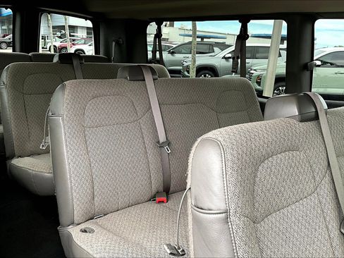 Used 2024 Chevrolet Express 3500 LS image 6