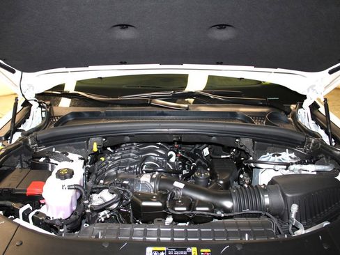 New 2025 Jeep Grand Cherokee Laredo X w/ Luxury Tech Group I image 40