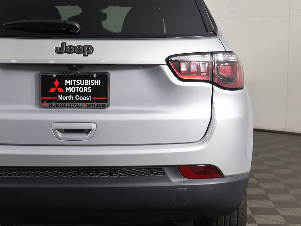 Used 2025 Jeep Compass Latitude w/ Altitude Special Edition AWD/4WD image 14