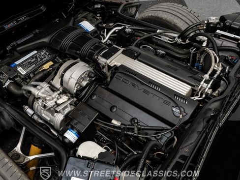 Used 1993 Chevrolet Corvette Coupe image 35