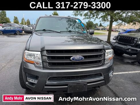 Used 2017 Ford Expedition EL Limited w/ Equipment Group 301A AWD/4WD image 2