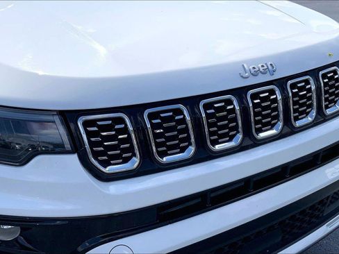 Used 2024 Jeep Compass Limited AWD/4WD image 28
