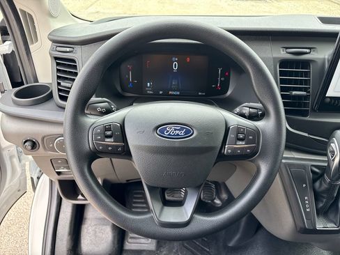 New 2026 Ford Transit 250 148 Medium Roof RWD image 16