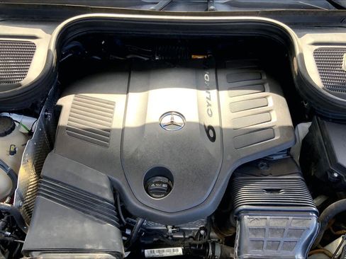 Used 2021 Mercedes-Benz GLE 450 4MATIC image 32
