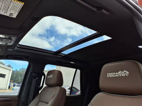 Used 2021 Chevrolet Tahoe High Country image 24