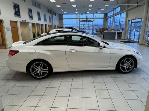 Used 2017 Mercedes-Benz E 400 4MATIC Coupe image 55