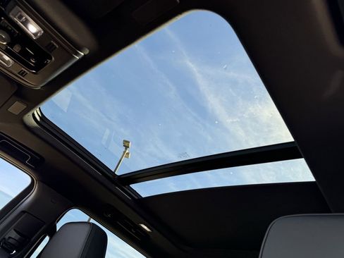 New 2026 GMC Yukon XL Denali w/ Sun & Power Step Package image 27