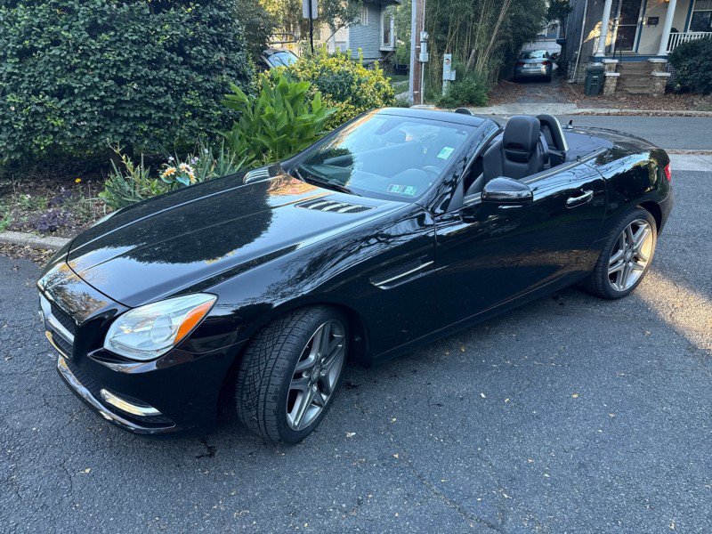 Used 2014 Mercedes-Benz SLK 250 image 3