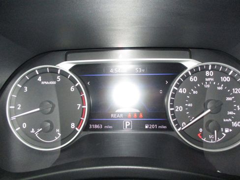 Used 2024 Nissan Sentra SV image 15