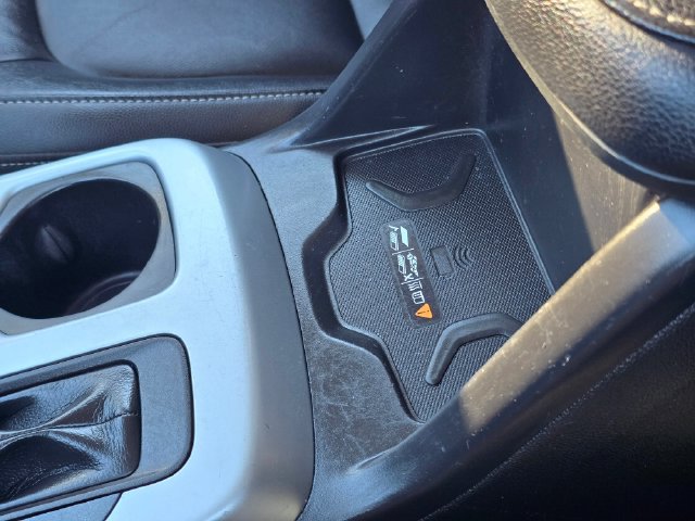 Used 2021 Chevrolet Colorado ZR2 w/ Colorado ZR2 Bison Edition AWD/4WD image 30