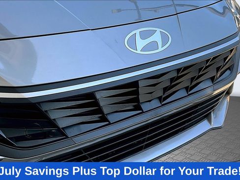 Used 2026 Hyundai Elantra Sport FWD image 40