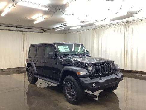 New 2026 Jeep Wrangler Unlimited Sport AWD/4WD image 4