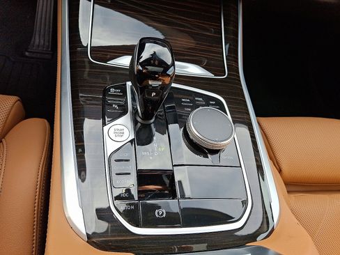 Used 2023 BMW X5 xDrive40i w/ Premium Package image 13