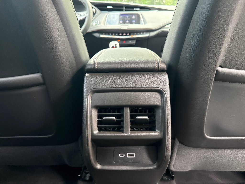 Used 2023 Cadillac XT4 Sport FWD image 27