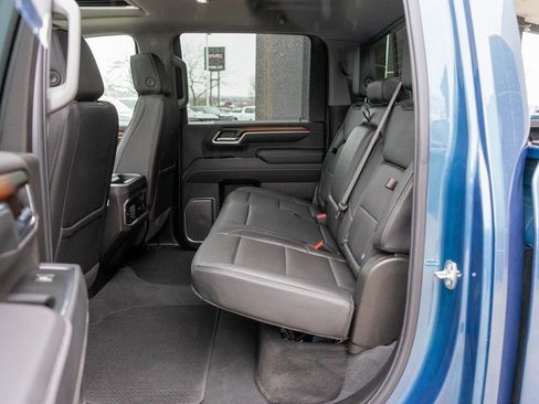 Used 2025 GMC Sierra 2500 Denali w/ Denali Reserve Package AWD/4WD image 13