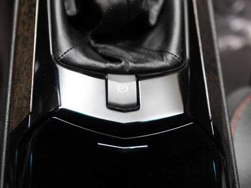 Used 2015 Cadillac CTS V RWD image 89
