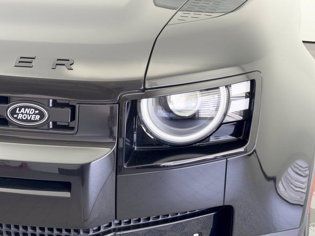 New 2026 Land Rover Defender 110 S AWD/4WD image 12