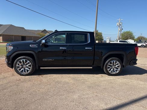 New 2026 GMC Sierra 1500 Denali w/ Denali Reserve Package AWD/4WD image 2