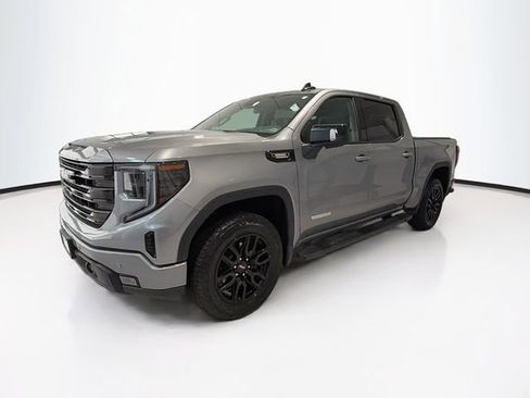 Used 2025 GMC Sierra 1500 Elevation w/ Elevation Premium Package AWD/4WD image 3