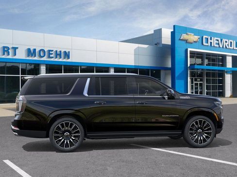 New 2026 Chevrolet Suburban High Country image 5
