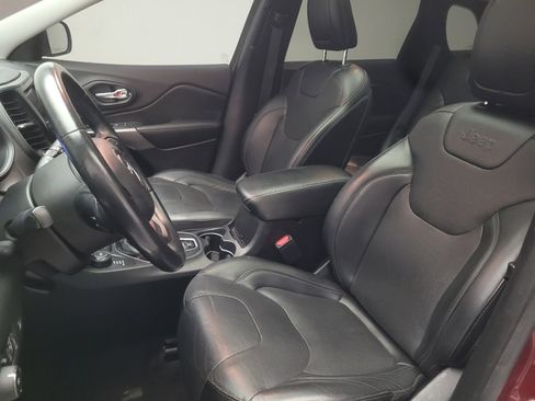 Used 2019 Jeep Cherokee Limited AWD/4WD image 17