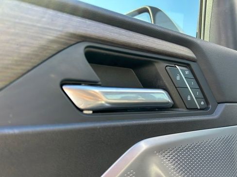 Used 2024 GMC Acadia Denali w/ Super Cruise Package image 30