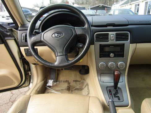 Used 2006 Subaru Forester 2.5X Premium image 15